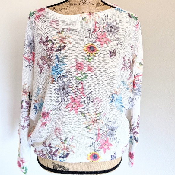 NWT Lightweight Italian Floral Tape Yarn Sweater - Picture 3 of 8